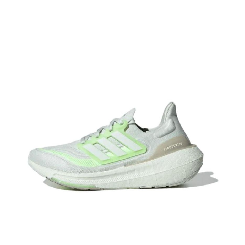 أحذية أديداس ألتربوست لايت للج - مراجعة Adidas Shoes Ultraboost Light وسعره